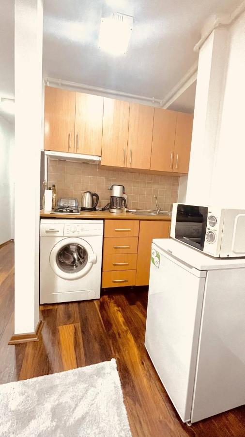 Cute 1 Bedroom Flat In The Heart Of Istanbul! อิสตันบูล ภายนอก รูปภาพ